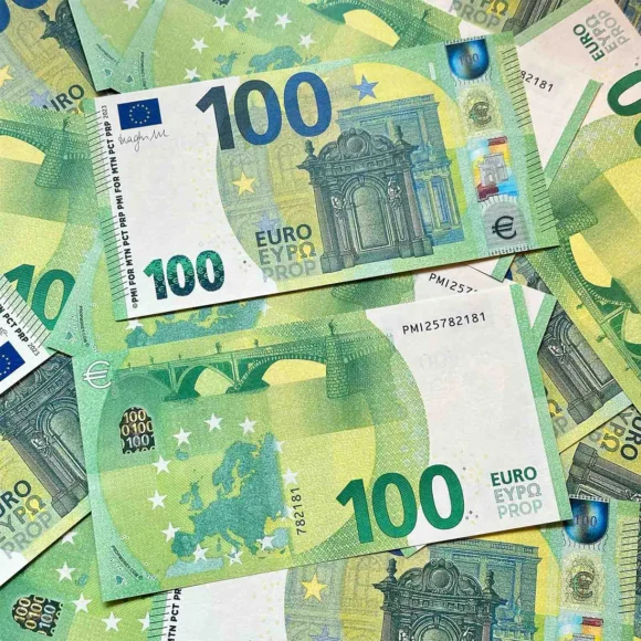 €20|€100 prop euro banknote stacks – realistic fake currency